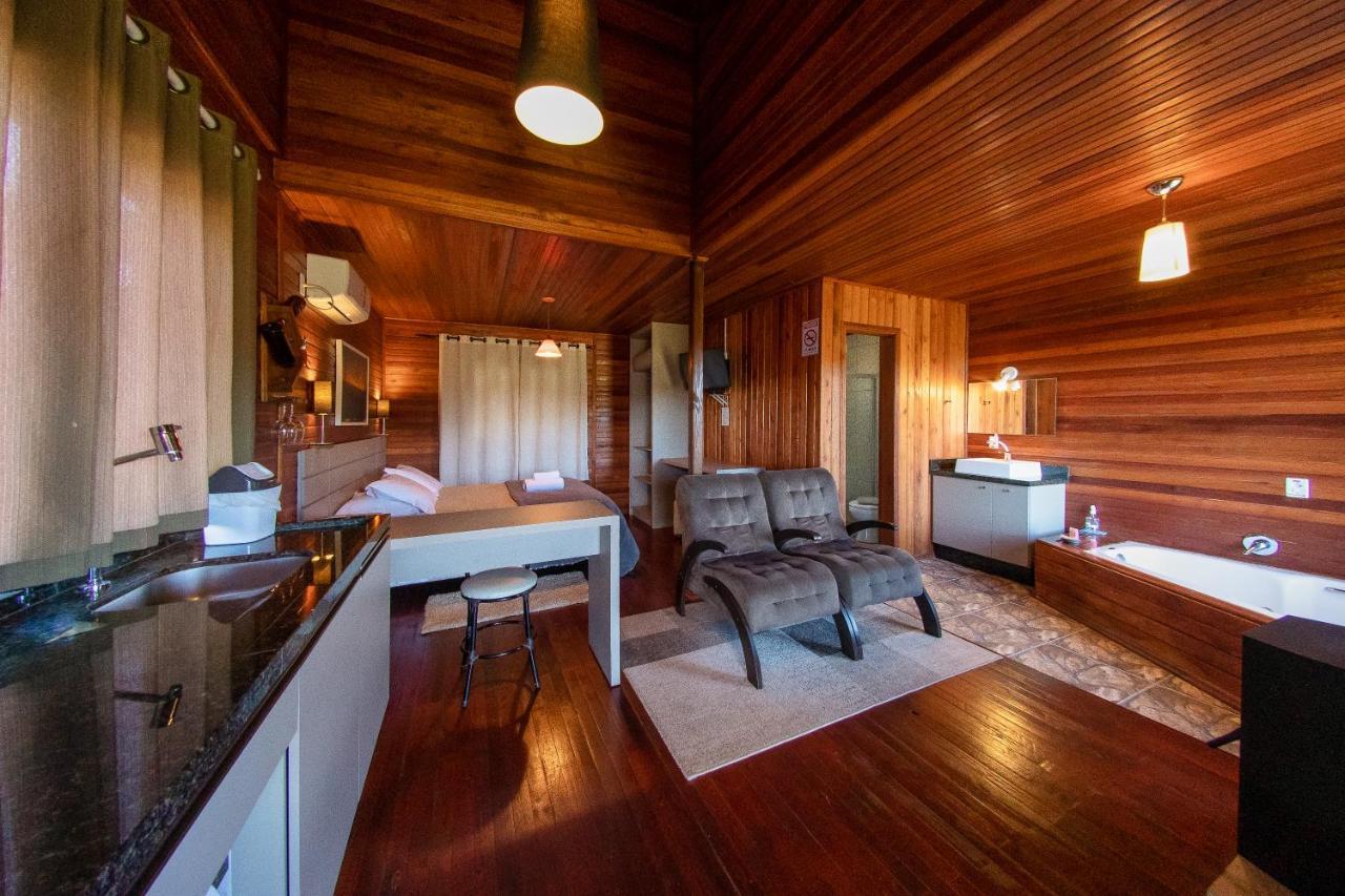Superior Chalet,1419537384:JPEG